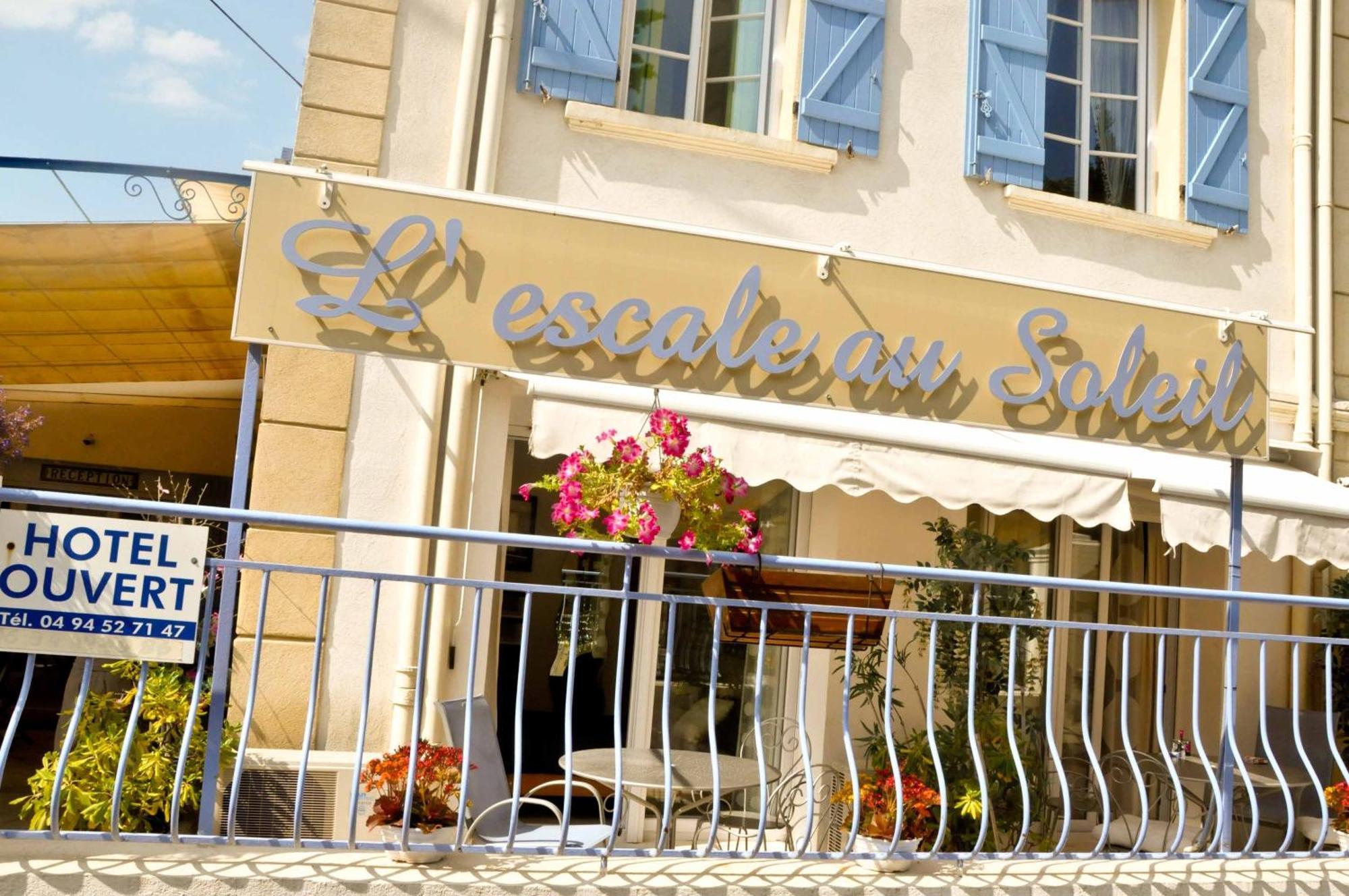 Hotel L'Escale Au Soleil Saint Aygulf Exterior photo